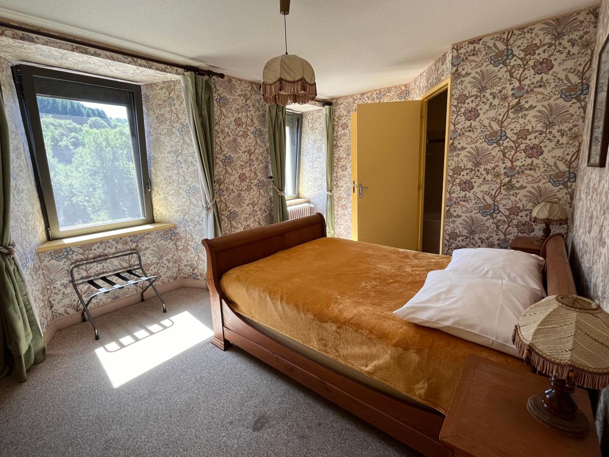 Gite-Auberge Du Pont De Lanau Neuvéglise Dış mekan fotoğraf