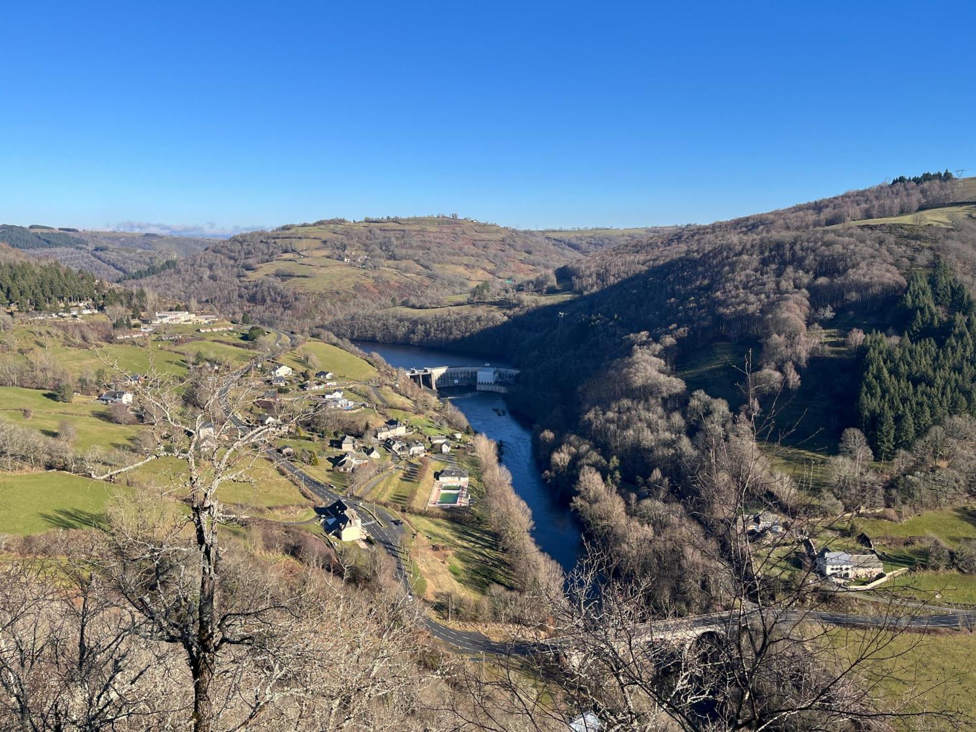 Gite-Auberge Du Pont De Lanau Neuvéglise Dış mekan fotoğraf
